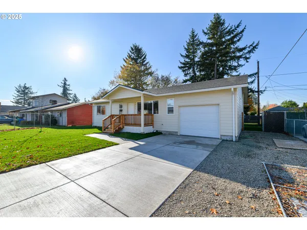 $529,000 | 2211 Southeast 182nd Avenue, Portland, OR 97233