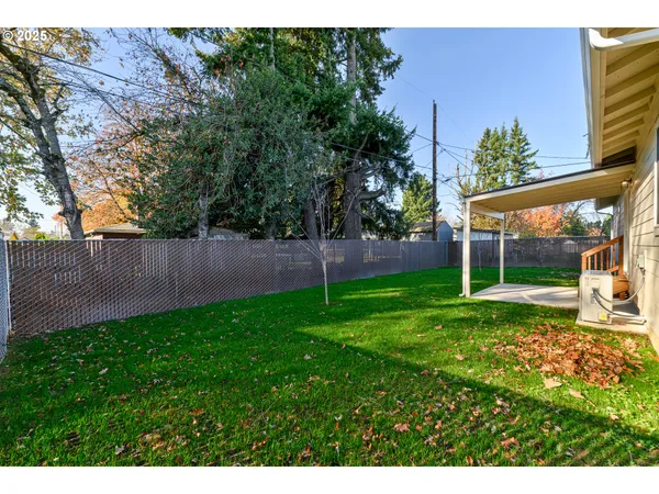 $529,000 | 2211 Southeast 182nd Avenue, Portland, OR 97233