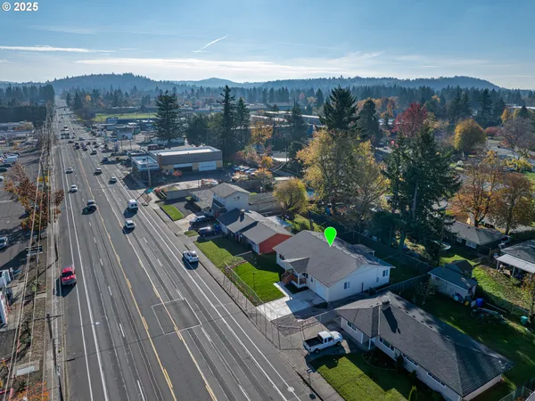 $529,000 | 2211 Southeast 182nd Avenue, Portland, OR 97233