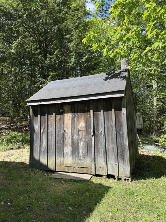34 Deer Run Path Heath, MA 01346 - Photo 24 of 34