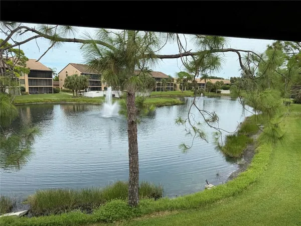 $3,400 | 5770 Ashton Lake Drive, Unit 8, Sarasota, FL 34231