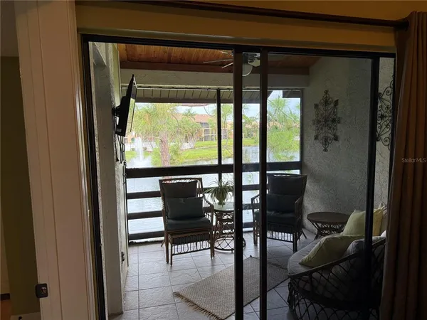 $3,400 | 5770 Ashton Lake Drive, Unit 8, Sarasota, FL 34231