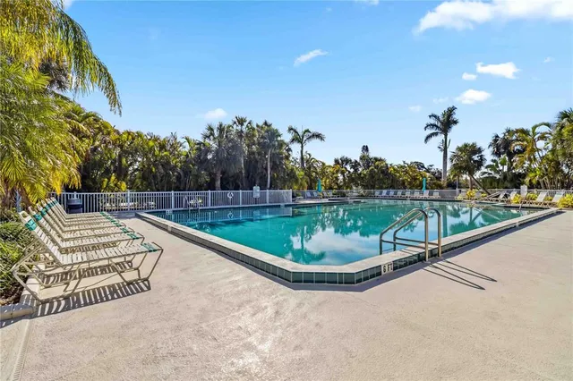 $3,400 | 5770 Ashton Lake Drive, Unit 8, Sarasota, FL 34231