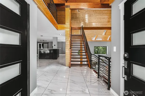 a view of entryway and hall