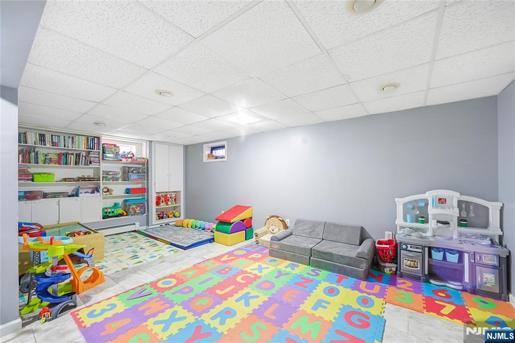 23-26 Berkshire Road Fair Lawn, NJ 07410 - Photo 29 of 36