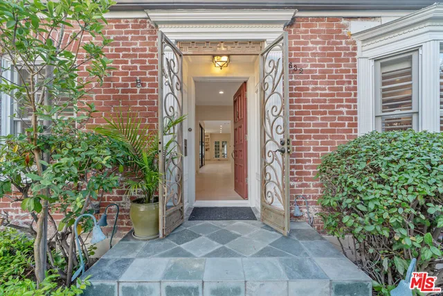 a view of a entryway door of the house