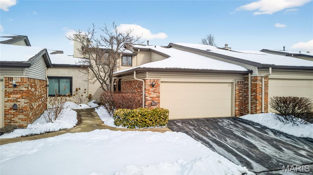 11523 Sandy View Drive St. Louis, MO 63146 - Photo 2 of 60