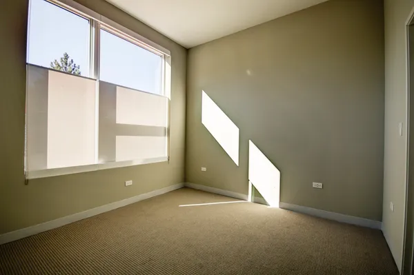 $2,315 | 851 West Grand Avenue, Unit 102, Chicago, IL 60642