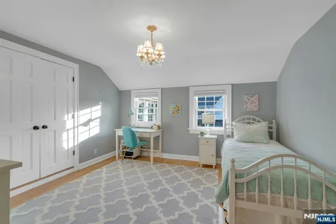 a view of a yard in front of a house