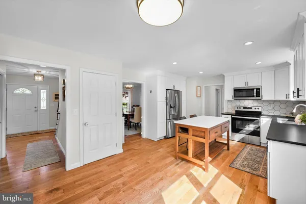 $300,000 | 2441 Fruitville Pike, Lancaster, PA 17601