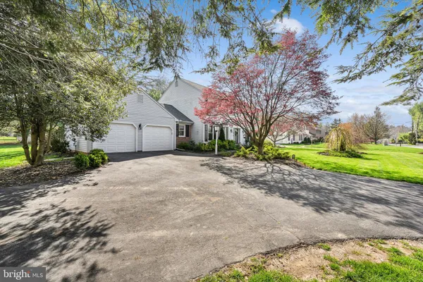 $300,000 | 2441 Fruitville Pike, Lancaster, PA 17601