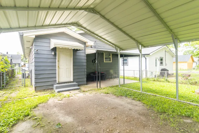 $1,500 | 1704 Nelson Avenue, Indianapolis, IN 46203