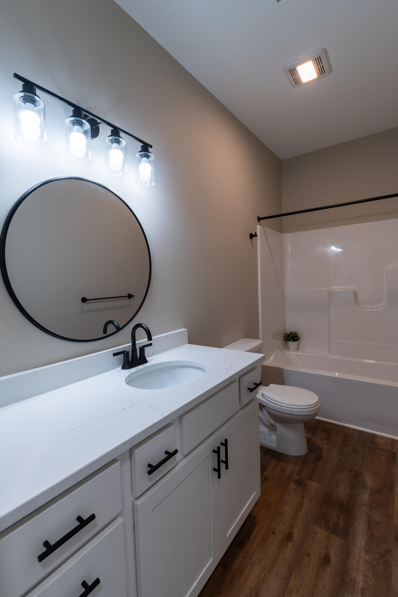 8456 Oak Shade Circle, Unit 21 Davison, MI 48423 - Photo 12 of 47 TMS_0806-HDR