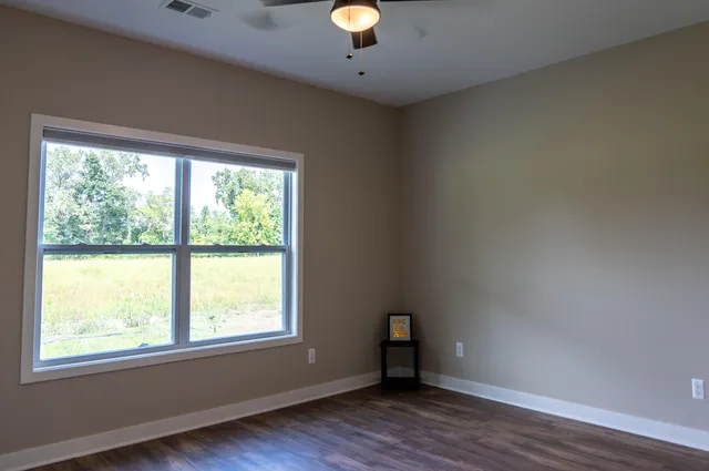 $2,495 | 8456 Oak Shade Circle, Unit 21, Davison, MI 48423