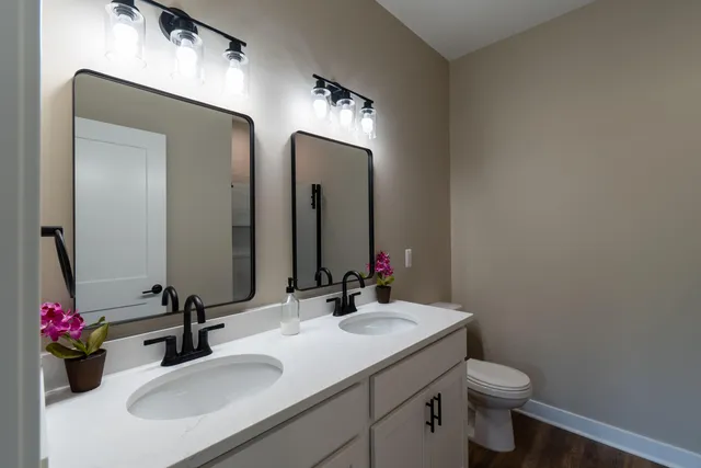 $2,495 | 8456 Oak Shade Circle, Unit 21, Davison, MI 48423