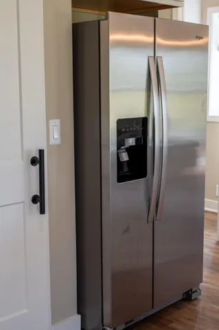 $2,495 | 8456 Oak Shade Circle, Unit 21, Davison, MI 48423