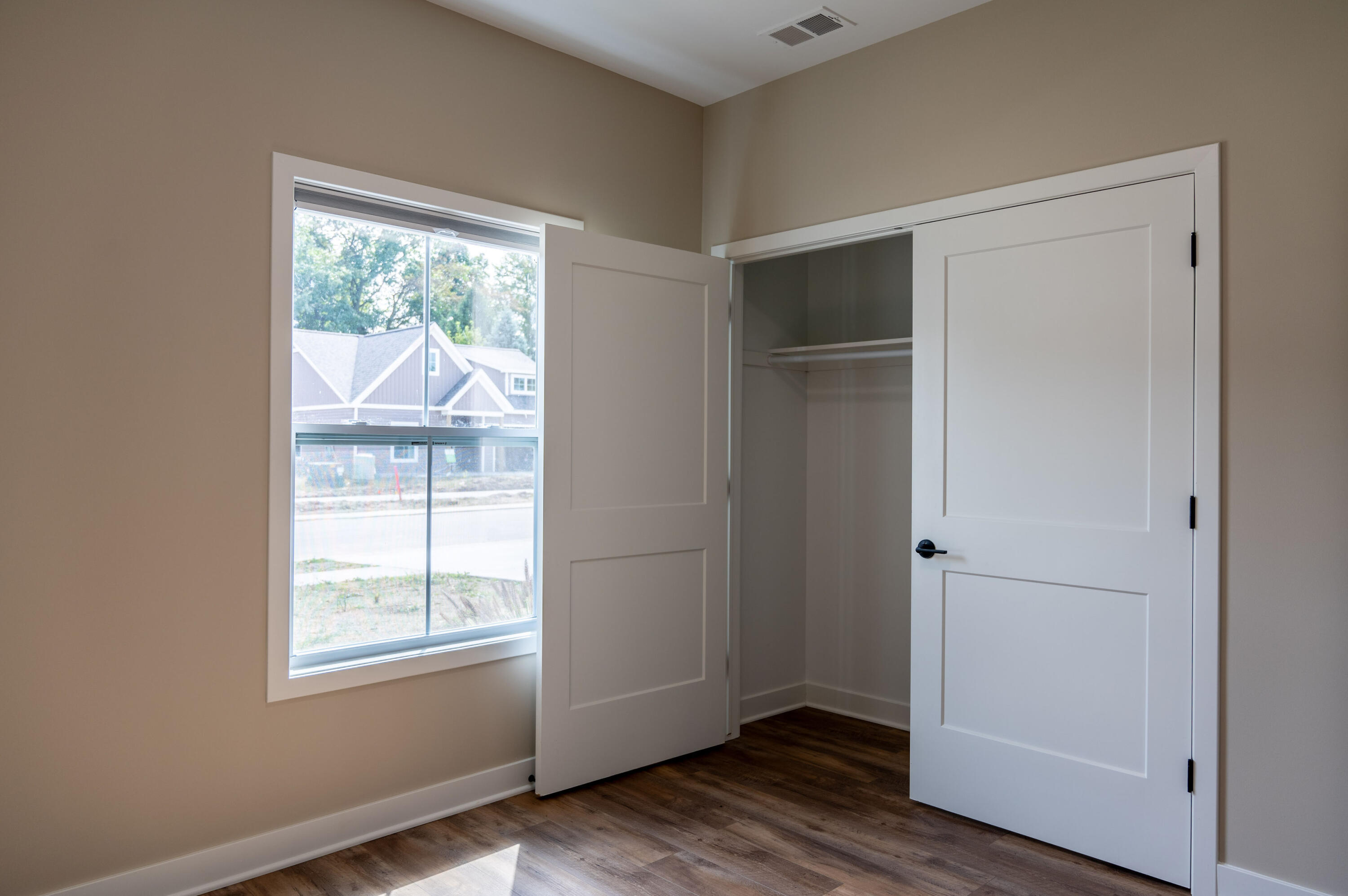 8456 Oak Shade Circle, Unit 21 Davison, MI 48423 - Photo 10 of 47 TMS_0730-HDR