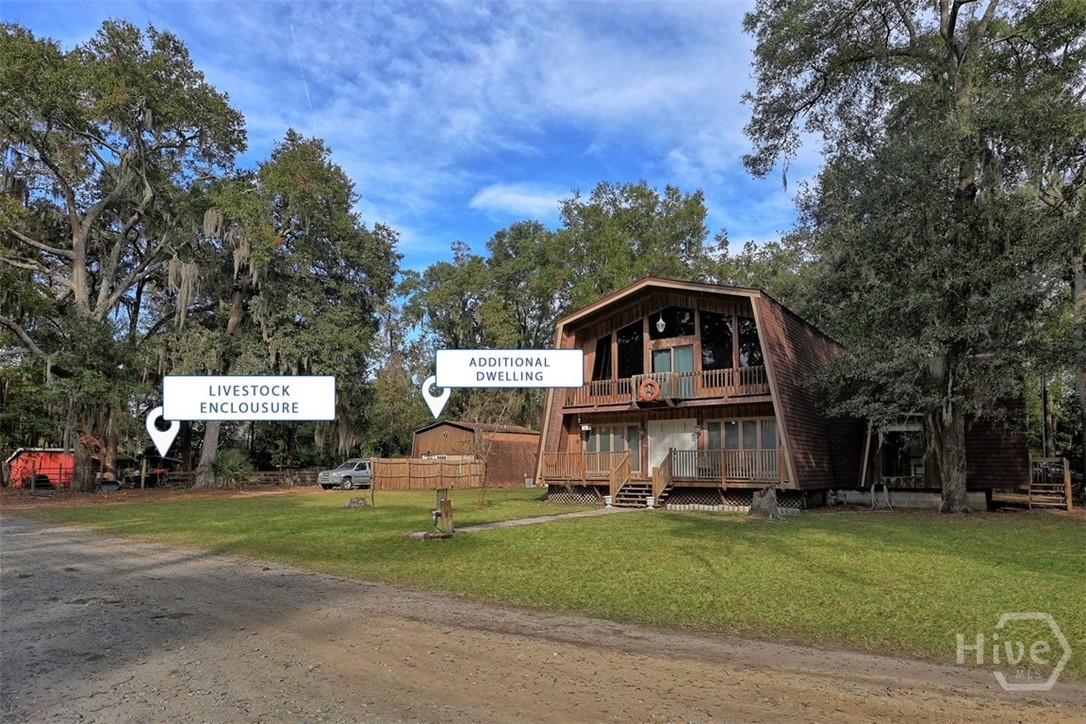 24 Crisp Street Savannah, GA 31410 - Photo 2 of 50