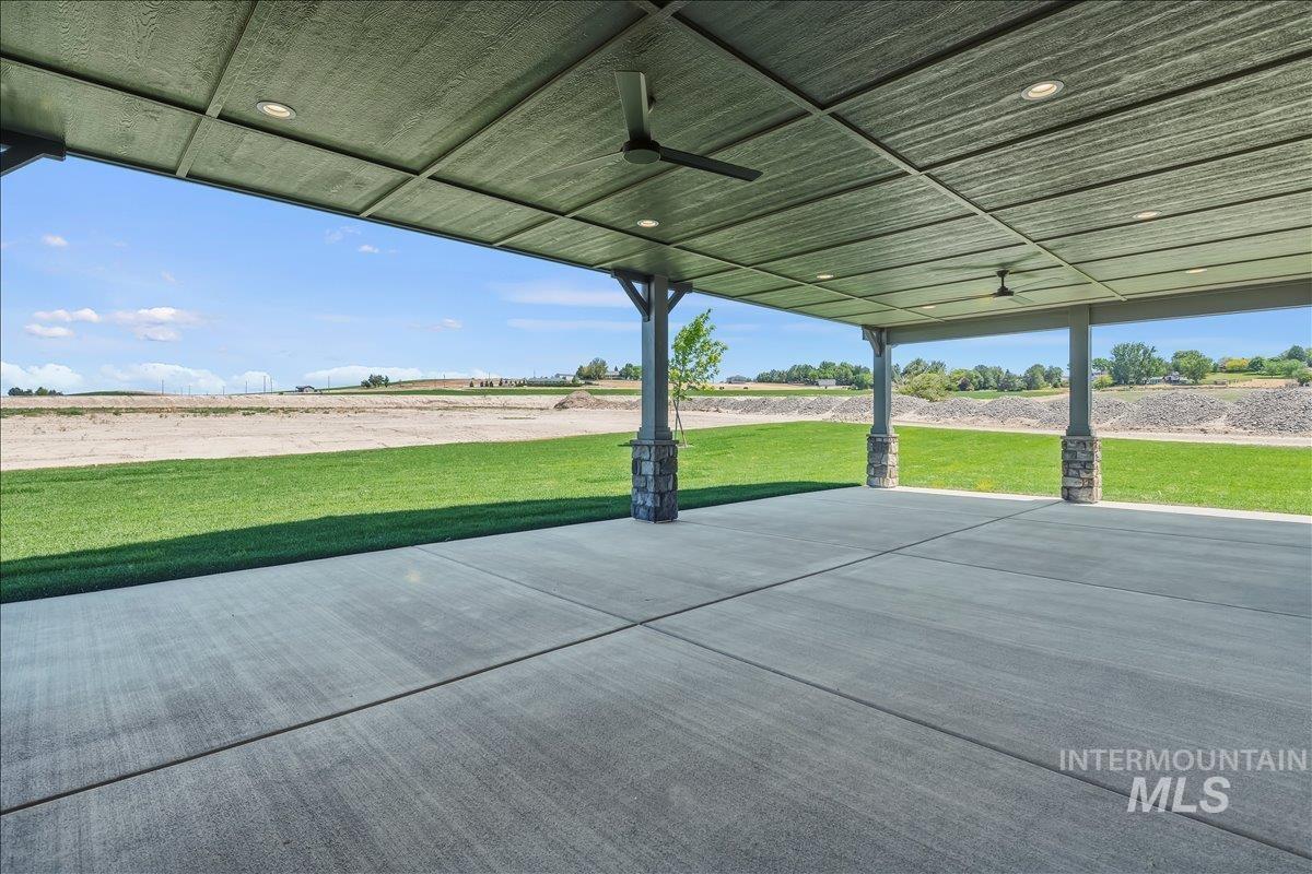 18052 Andorra Lane Caldwell, ID 83607 - Photo 37 of 48