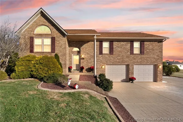 $699,900 | 4416 Unruh Way, Floyds Knobs, IN 47119