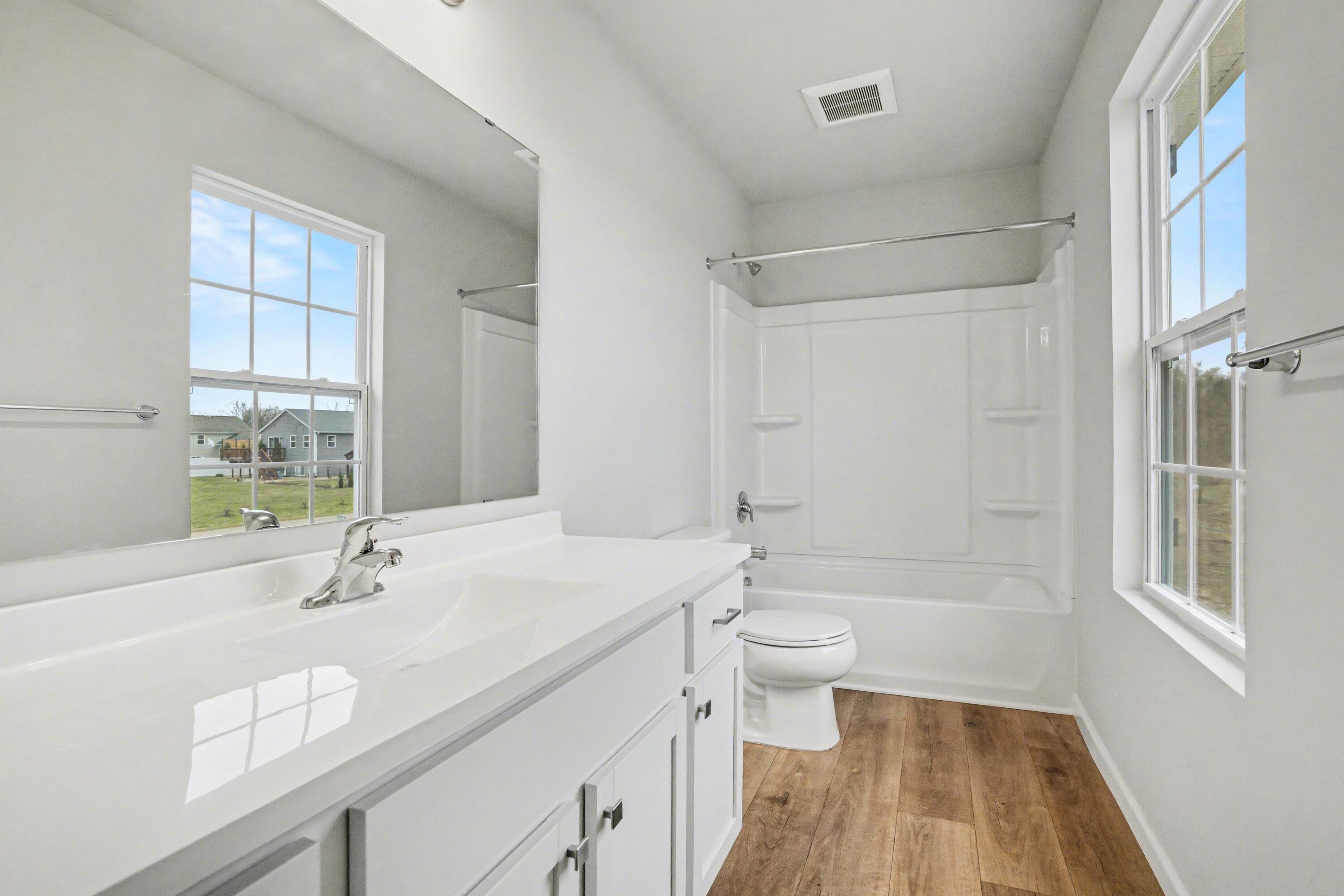 71375 Embassy Road Edwardsburg, MI 49112 - Photo 9 of 27 SGN015-i2190-Primary Bath
