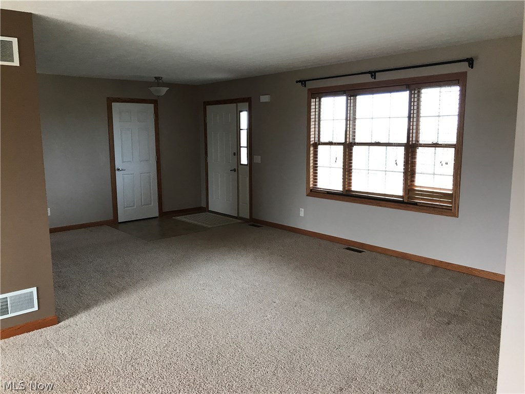 36524 Flat Rock Road Barnesville, OH 43713 - Photo 10 of 35 Gallery Image 10