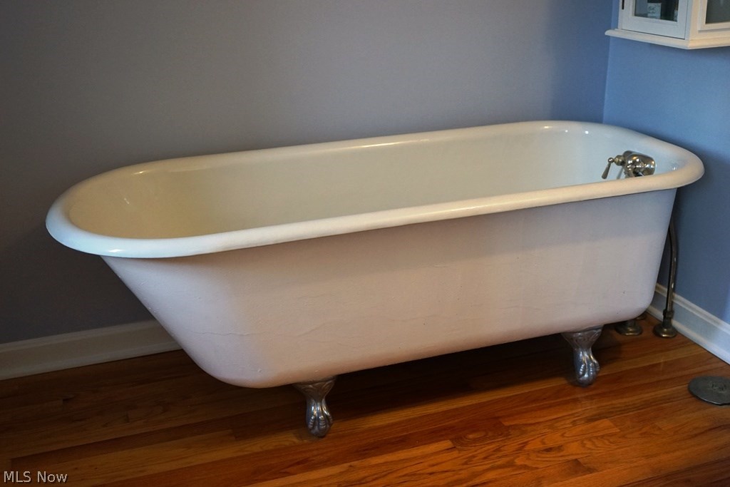 17004 Holbrook Road Cleveland, OH 44120 - Photo 17 of 24 Gallery Image 17