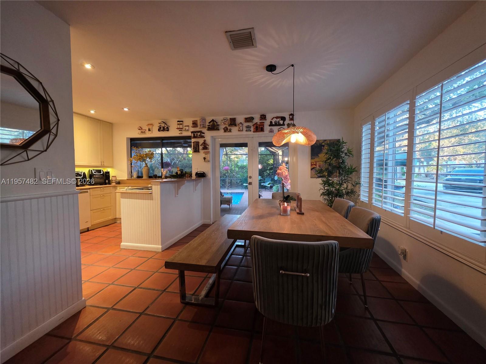 9860 Southwest 140th Street Miami, FL 33176 - Photo 9 of 22