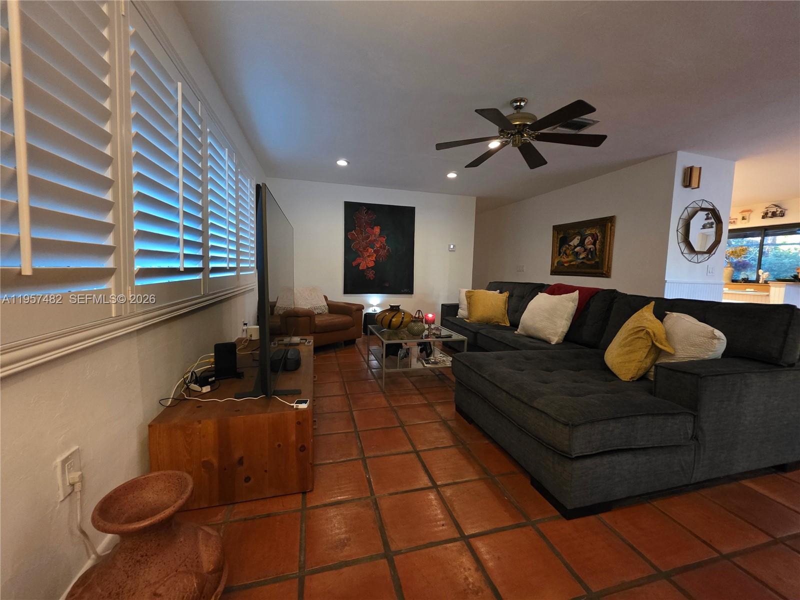 9860 Southwest 140th Street Miami, FL 33176 - Photo 10 of 22