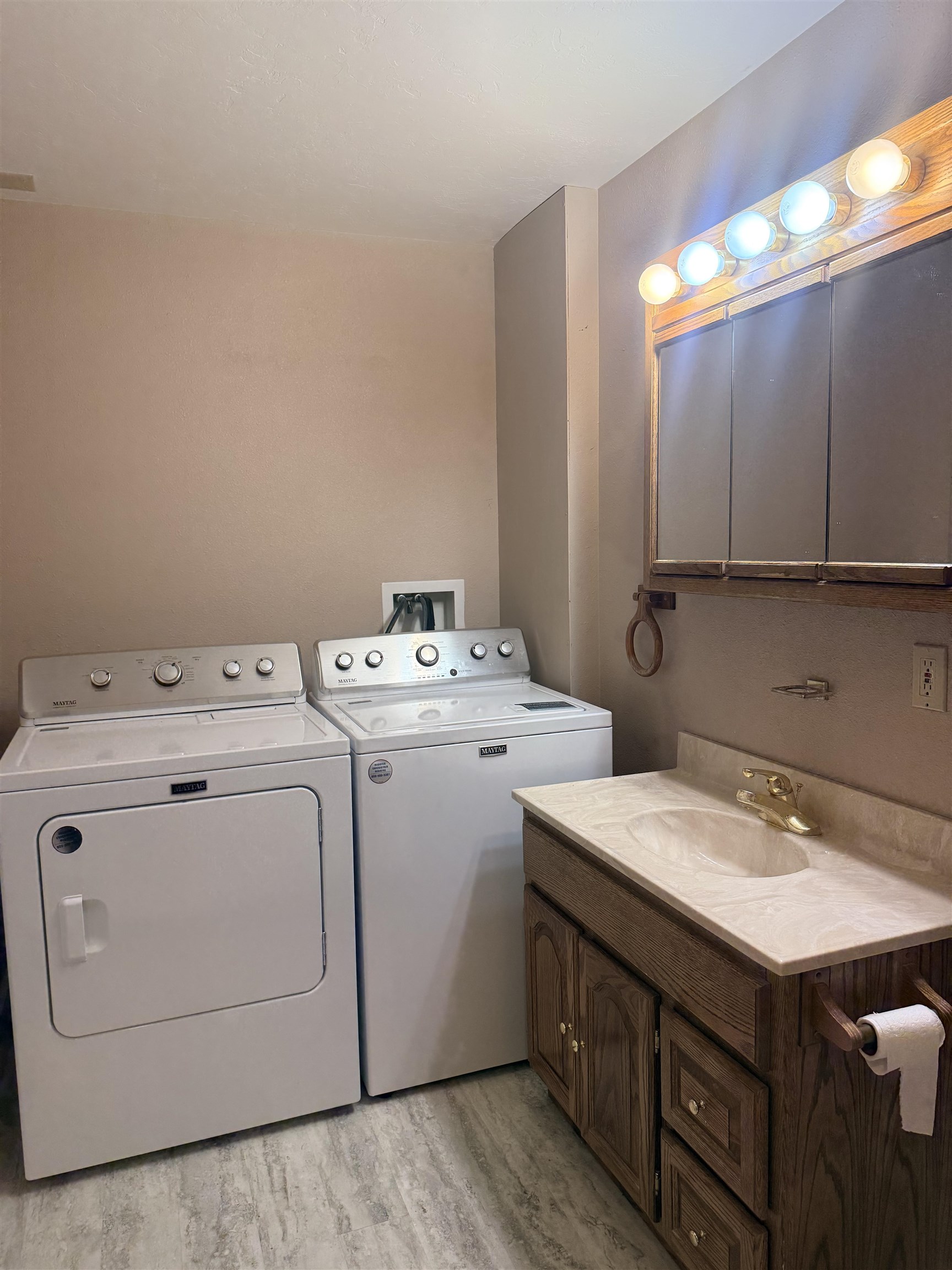 1608 Alger Avenue Cody, WY 82414 - Photo 23 of 31