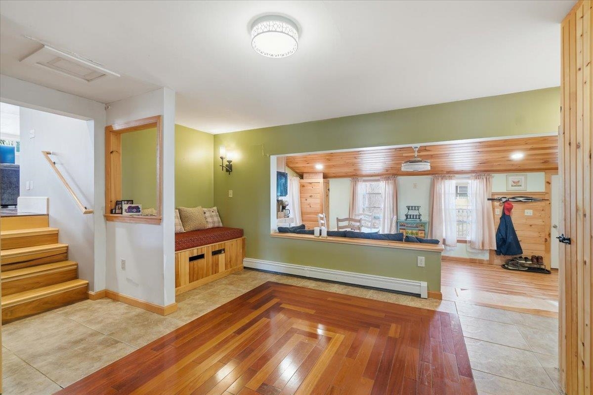 236 Baker Street Alburgh, VT 05440 - Photo 7 of 49