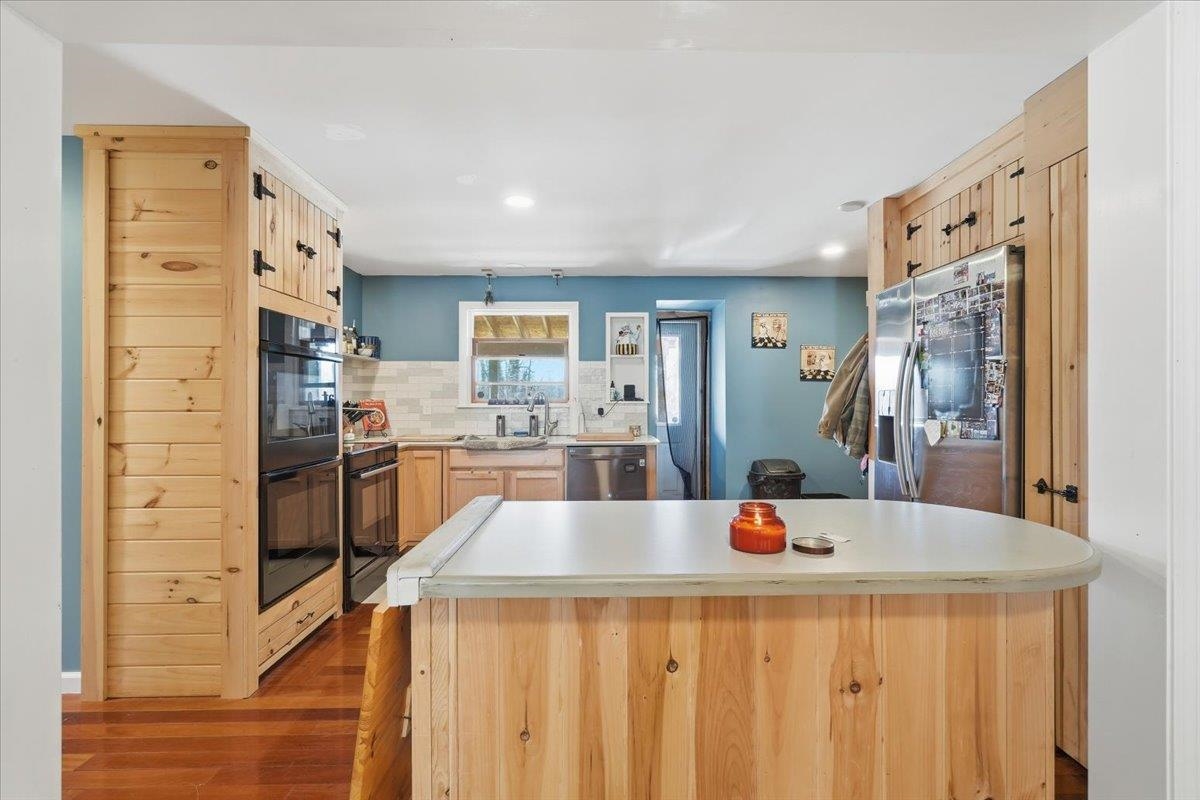 236 Baker Street Alburgh, VT 05440 - Photo 8 of 49