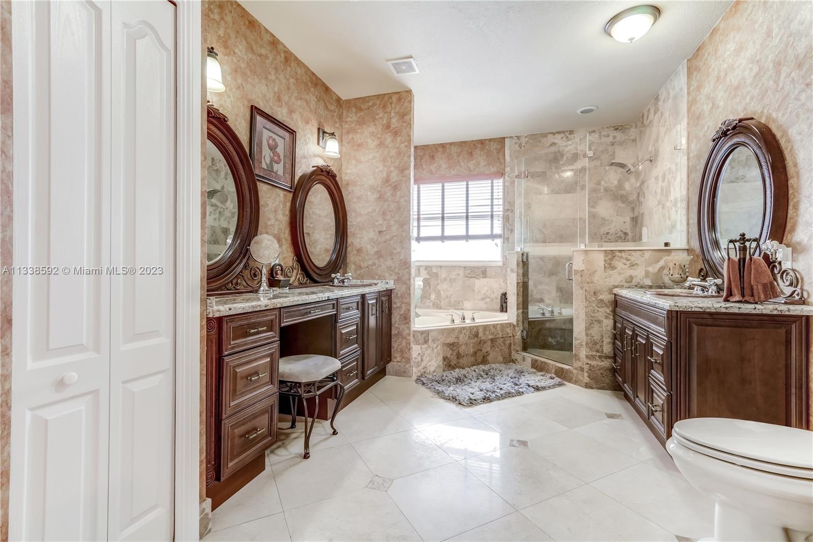 1589 Southwest 154th Path Miami, FL 33194 - Photo 13 of 17 Gallery Image 13