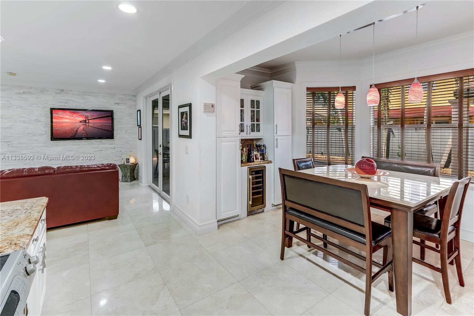 1589 Southwest 154th Path Miami, FL 33194 - Photo 5 of 17 Gallery Image 5