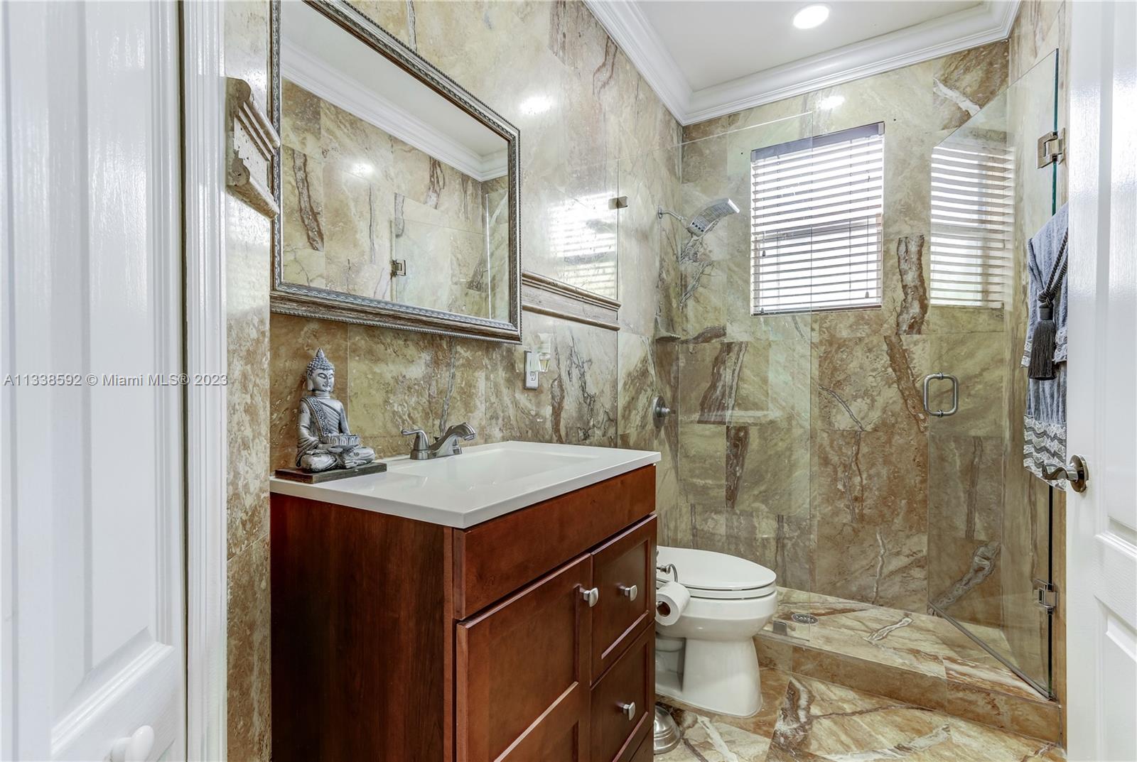 1589 Southwest 154th Path Miami, FL 33194 - Photo 6 of 17 Gallery Image 6