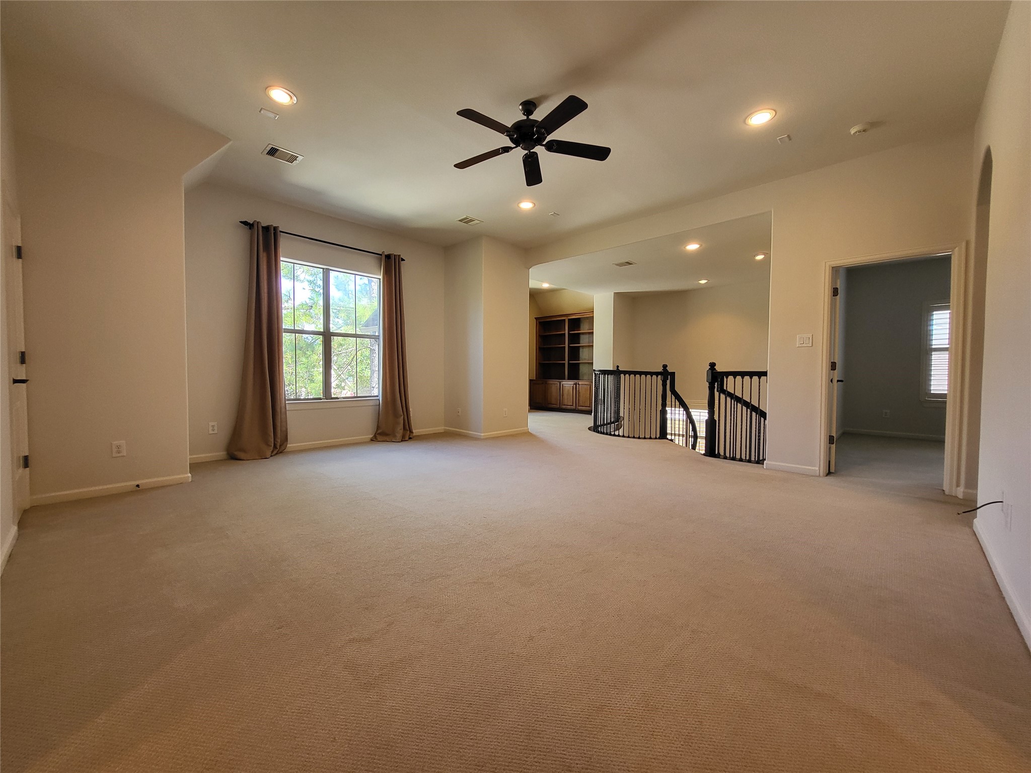 8811 Van Allen Drive The Woodlands, TX 77381 - Photo 20 of 36
