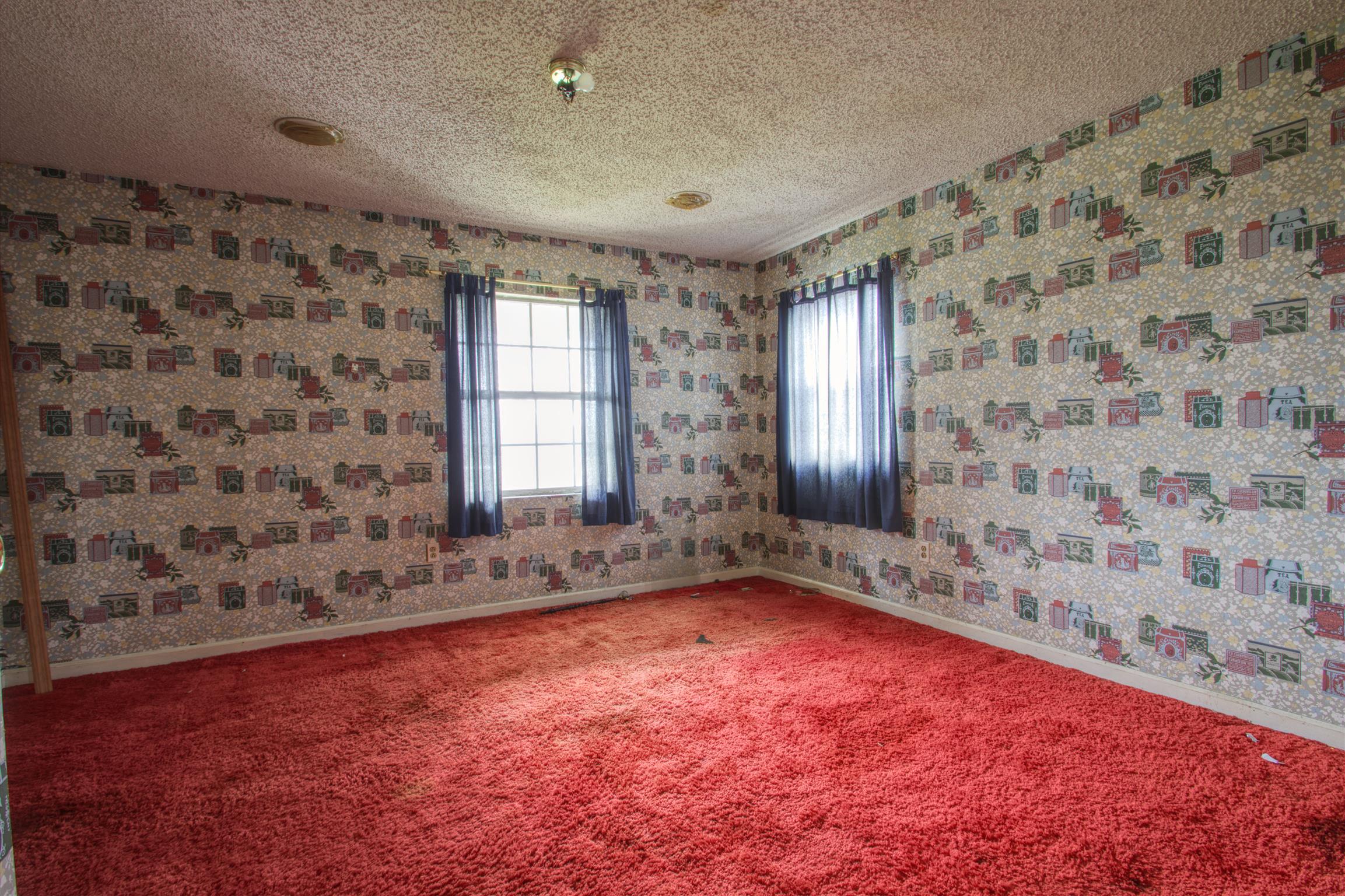 9200 Murfreesboro Road Lebanon, TN 37090 - Photo 6 of 17 This Bedroom (14x13) is 1 of the 4 Bedrooms located on the upper level.