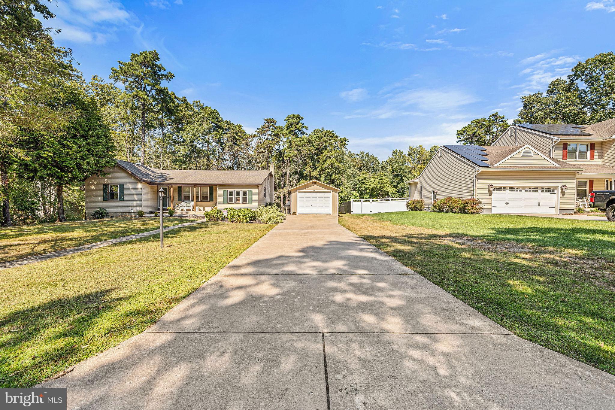 16 Laurel Trail Bridgeton, NJ 08302 - Photo 31 of 31 a house with swimming pool in front of it