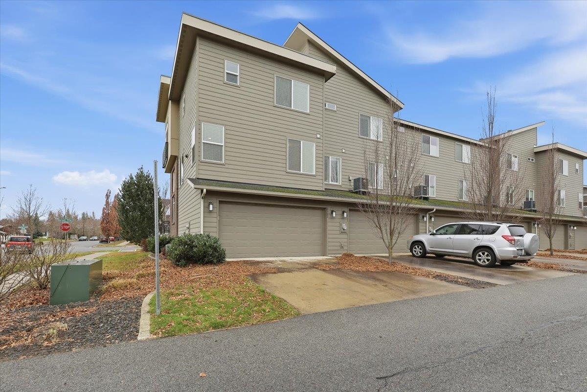 2302 West Summit Parkway Spokane, WA 99201 - Photo 29 of 32