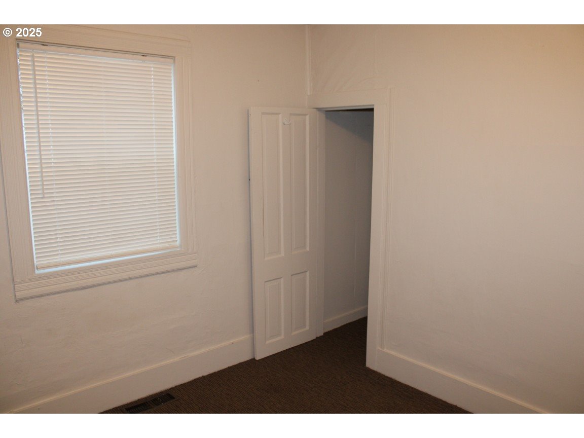 229 Darwin Street Athena, OR 97813 - Photo 13 of 18 a view of empty room
