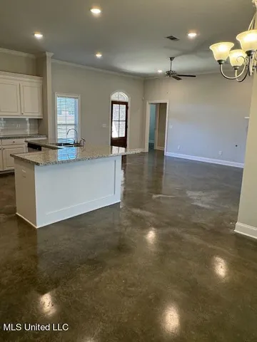 $2,400 | 248 Chartleigh Circle, Canton, MS 39046