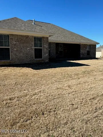 $2,400 | 248 Chartleigh Circle, Canton, MS 39046