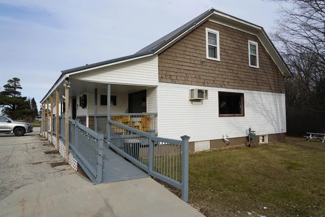 $349,850 | N4494 Highway 42, Kewaunee, WI 54216
