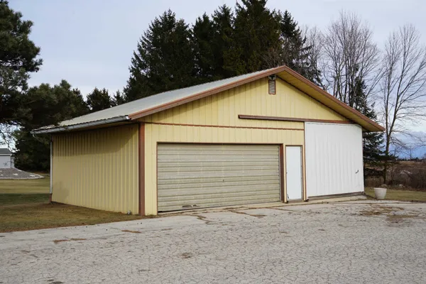 $349,850 | N4494 Highway 42, Kewaunee, WI 54216