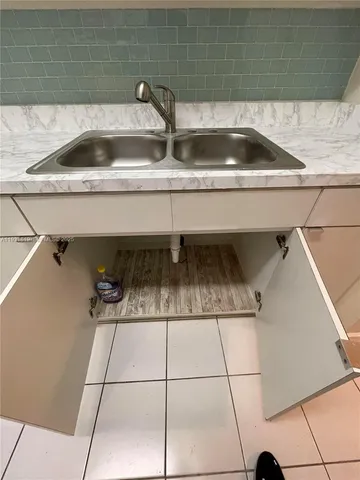 a black and white photo of a rug