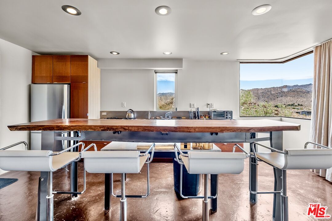 63131 Rocking Chair Road Joshua Tree, CA 92252 - Photo 16 of 66