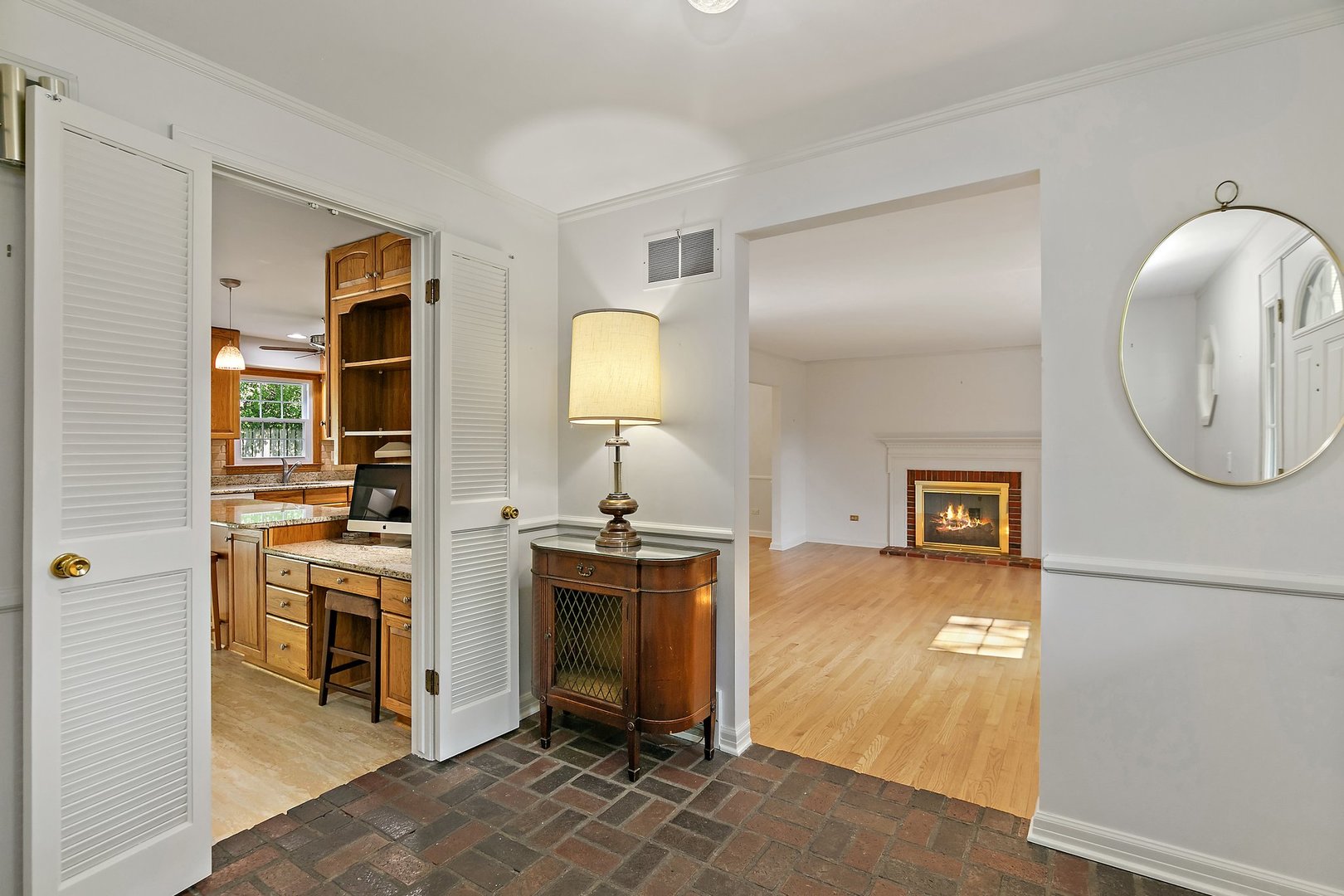 5 Hawthorne Road Barrington, IL 60010 - Photo 4 of 35