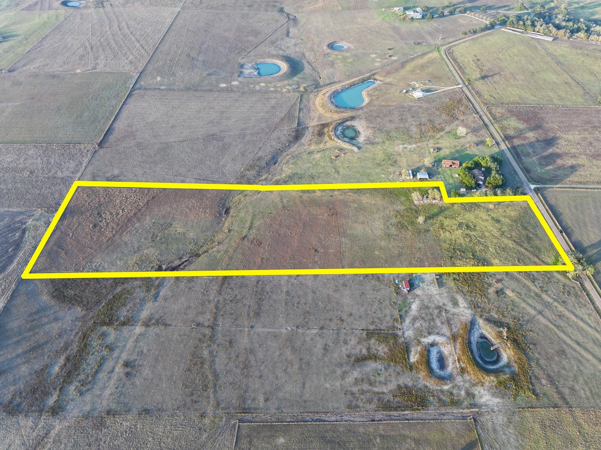 5895 Farek-Loth Road Schulenburg, TX 78956 - Photo 2 of 15