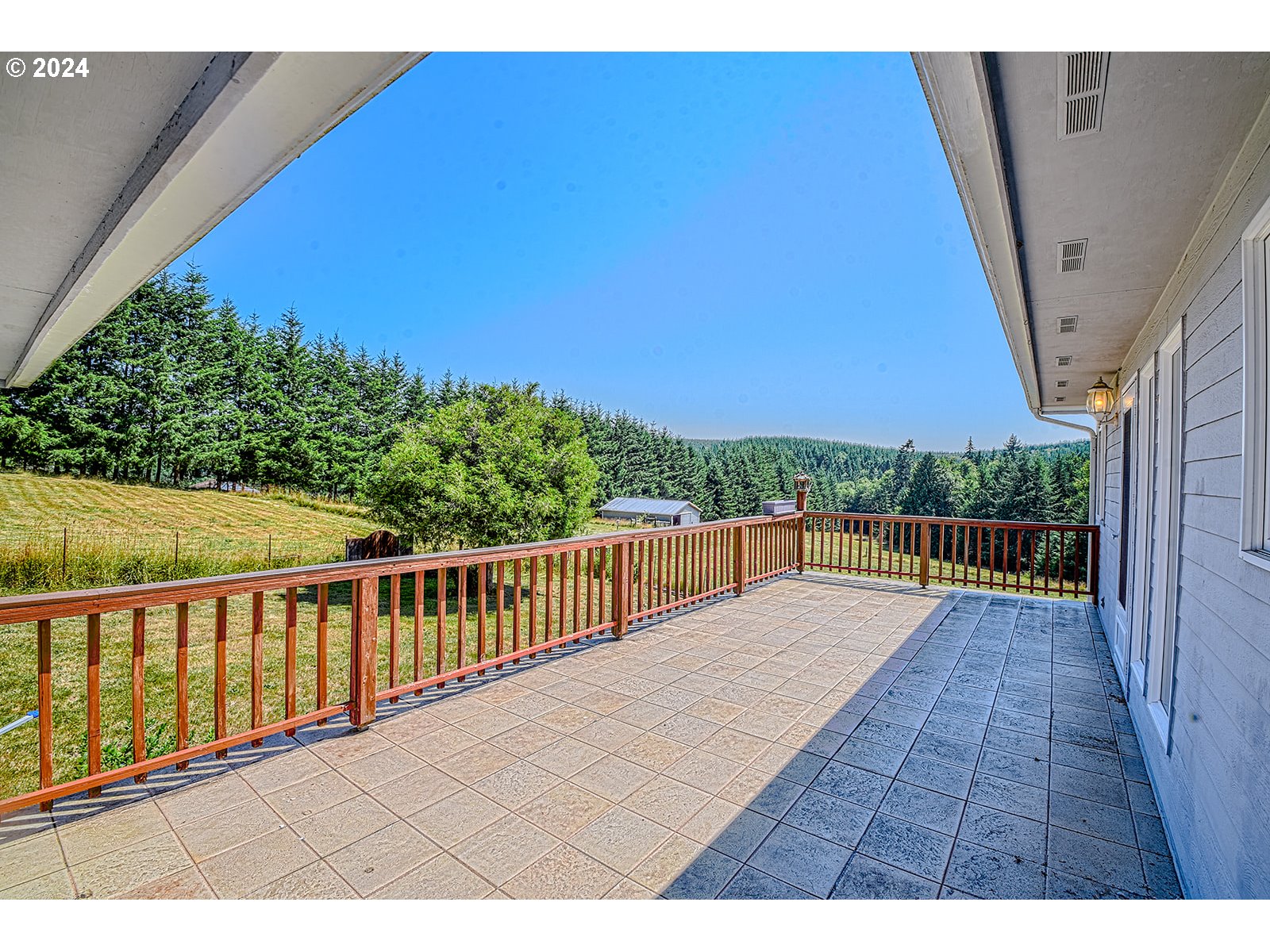 22202 Lindberg Road Clatskanie, OR 97016 - Photo 36 of 48 Patio