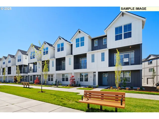 $419,500 | 3373 Southeast Everwood Lane, Hillsboro, OR 97123